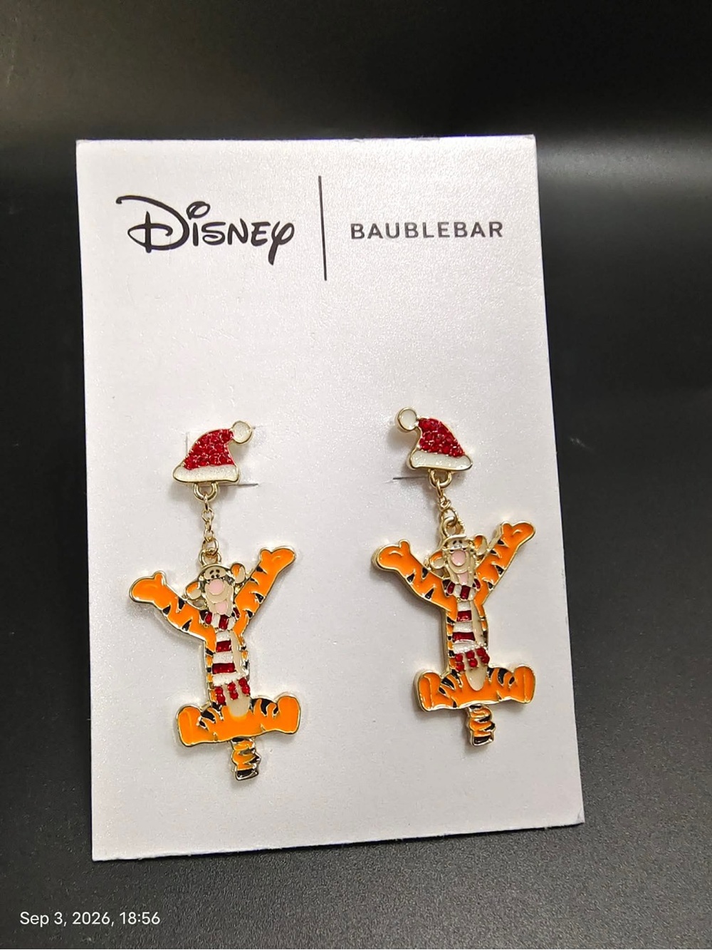 NWOT Disney BaubleBar Tigger Christmas Earrings Santa Hat Holiday Drop Gold Tone